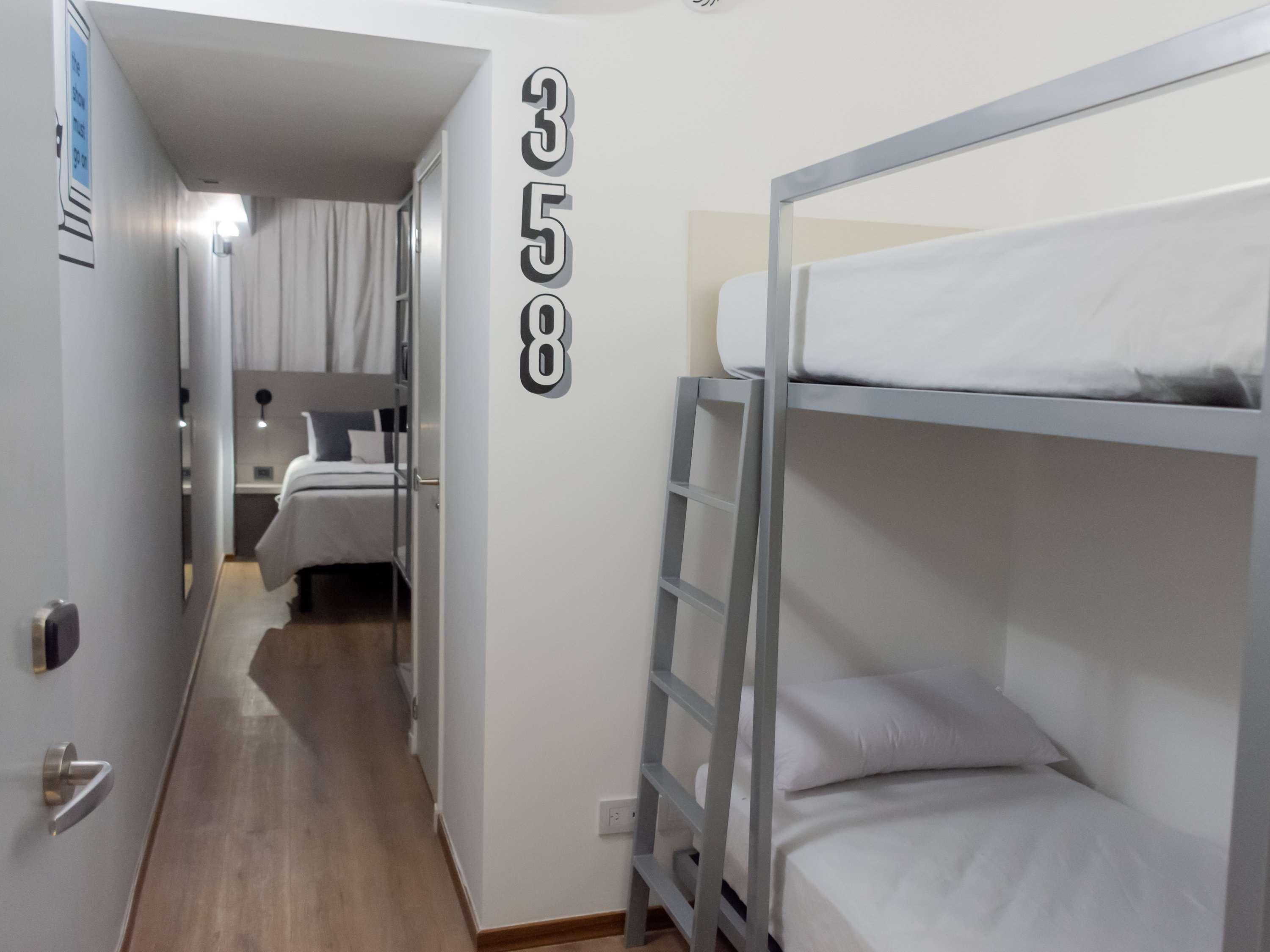 Отель Ibis Styles Buenos Aires Florida Экстерьер фото