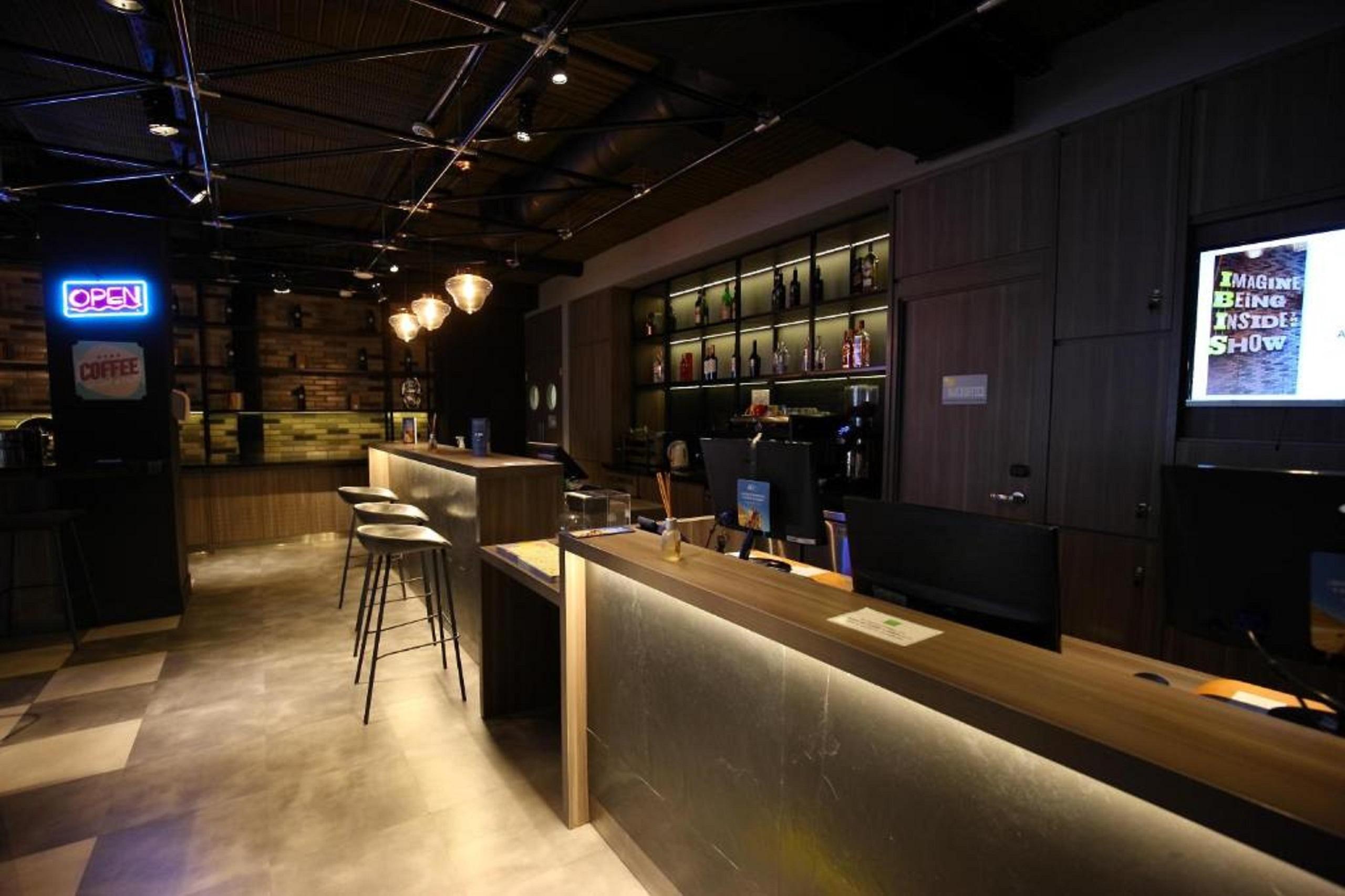 Отель Ibis Styles Buenos Aires Florida Экстерьер фото